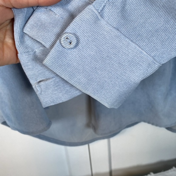 Stradivarius Light Blue Button Down Shirt - Picture 3 of 7